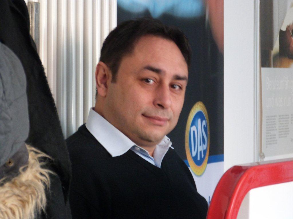 $formattingTool.escape(contactPersonFirstName) $formattingTool.escape(contactPersonLastName)